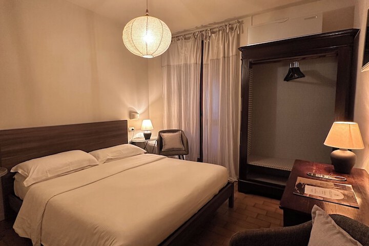 Room 80 of 140
