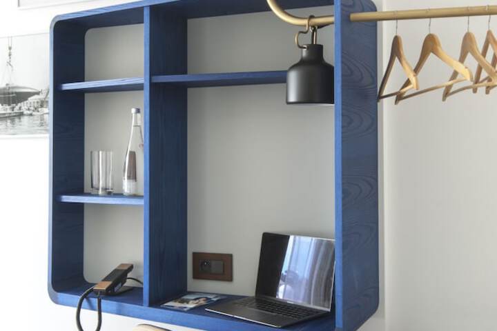 Room 6 of 26
