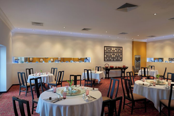 Dining 63 of 89