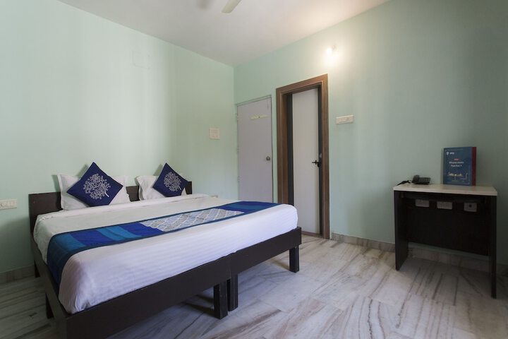 Room 3 of 9