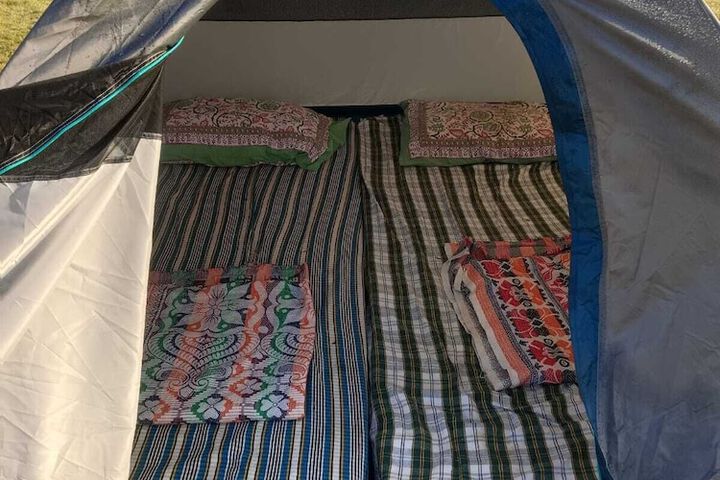 Room 5 of 18