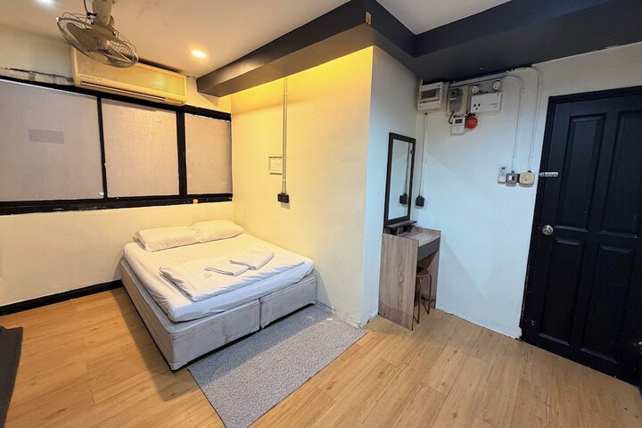 Room 27 of 57