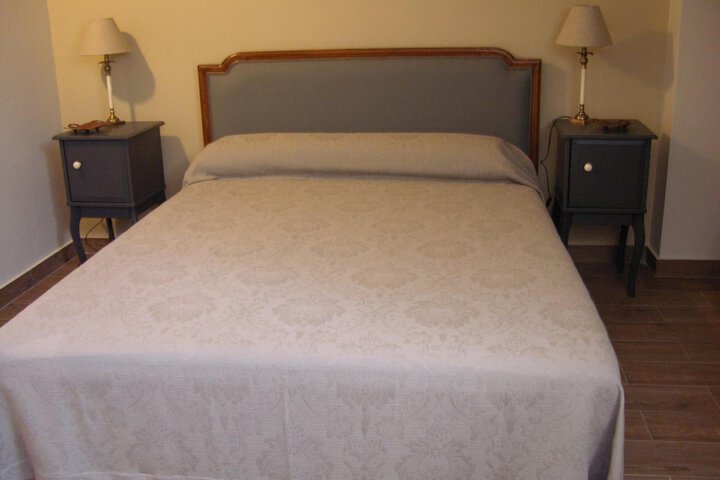 Room 17 of 40