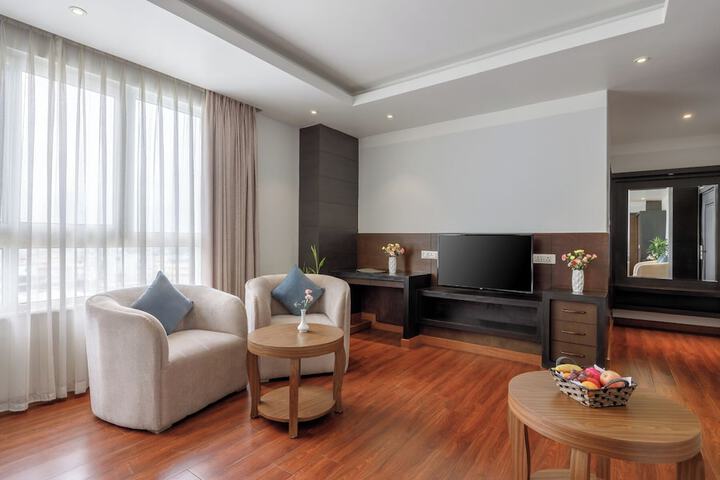 Room 10 of 23