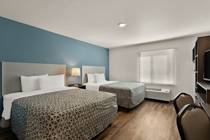 Room 11 of 29