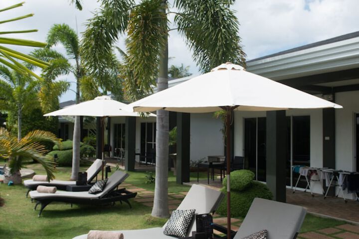 Hotel Exterior 36 of 42