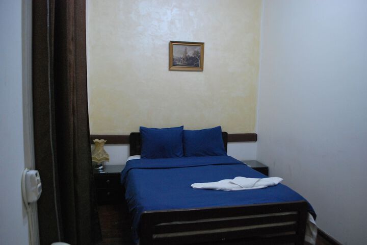 Room 19 of 60