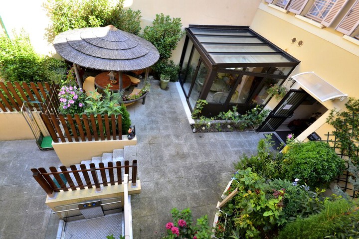Terrace/Patio 37 of 40