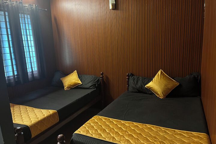 Room 14 of 36