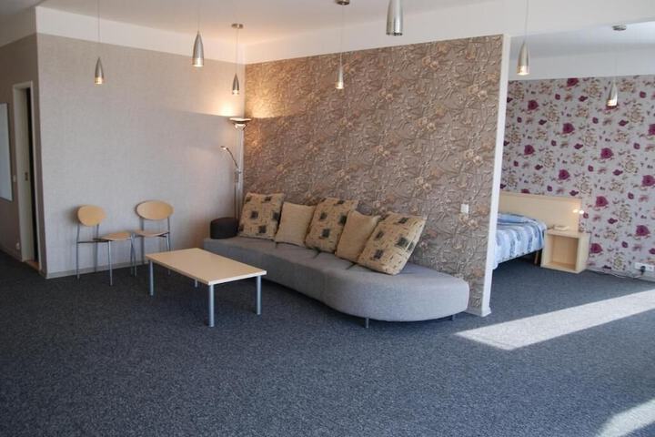 Room 12 of 56
