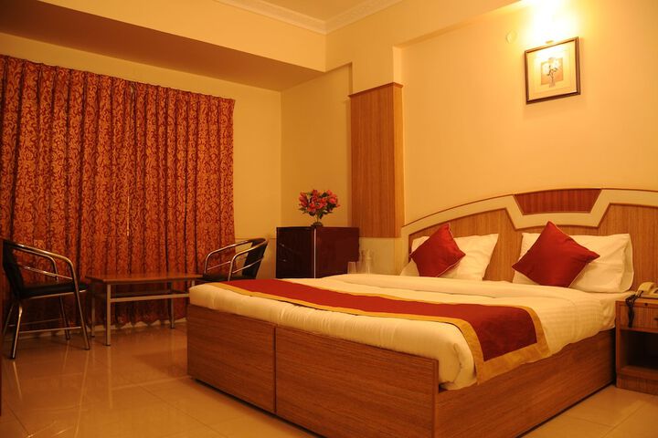 Room 7 of 18