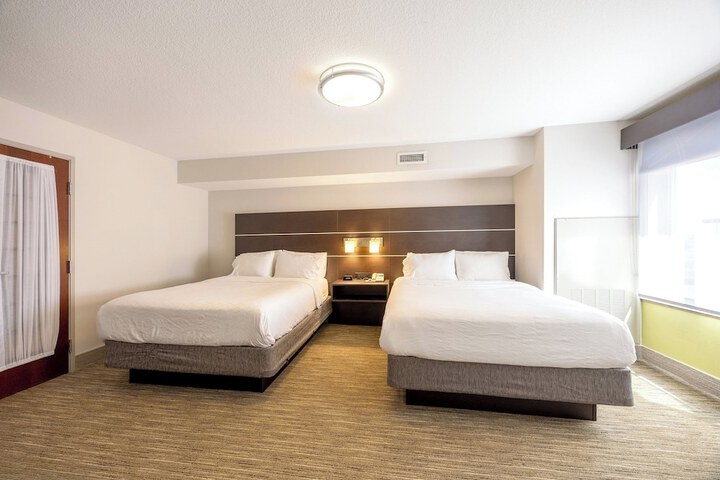 Room 11 of 78