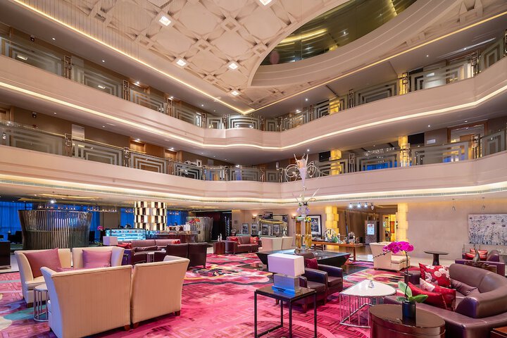 Guest Lobby