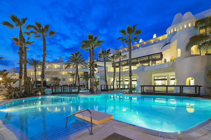 Pool 41 of 109