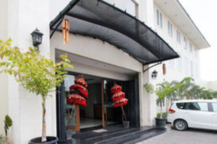 Airy Bandara Soekarno-Hatta Suryadarma Tangerang