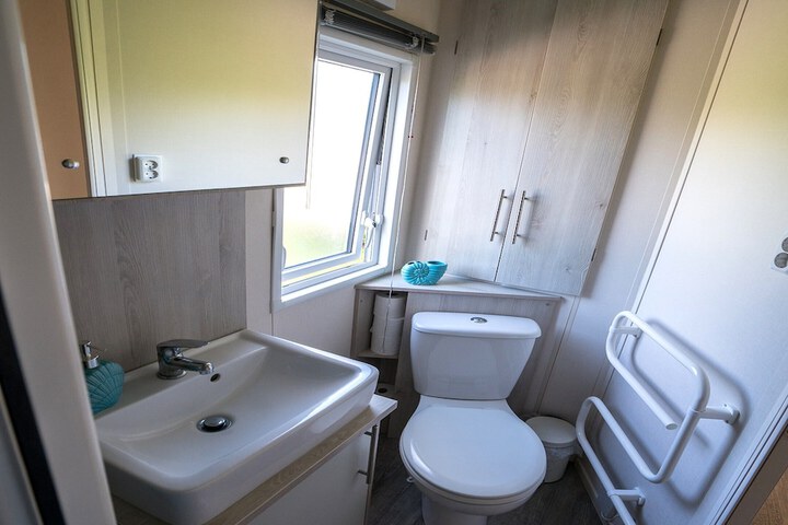 Room 19 of 42