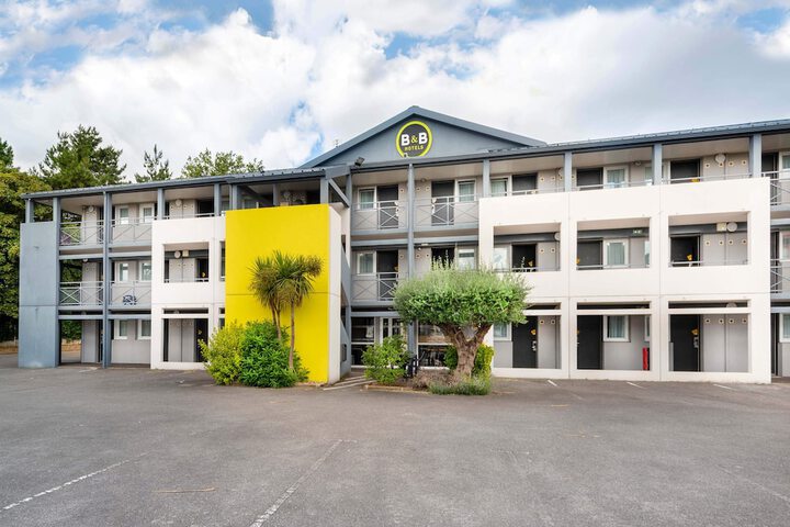 Exterior of B & B Hotel Nantes Parc Expos La Beaujoire