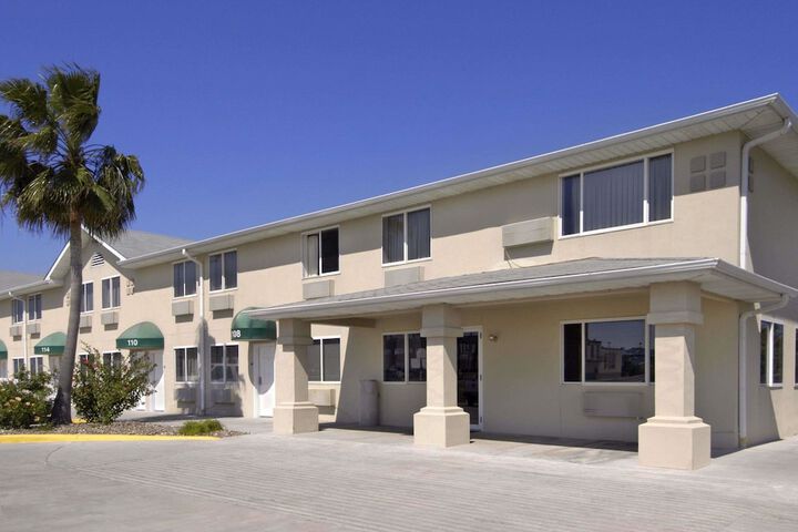 Image of Hotel Aransas Pass TX