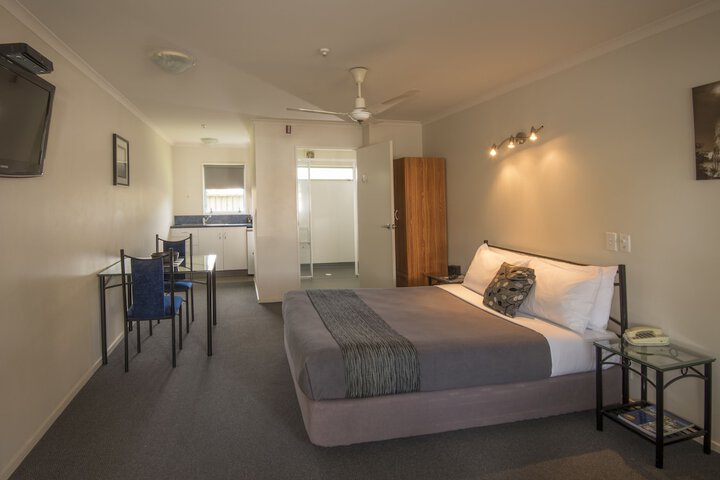 Room 5 of 31