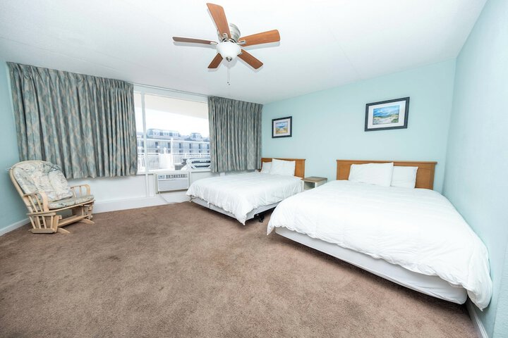Room 43 of 138
