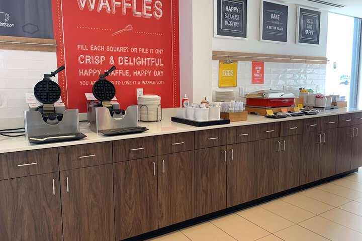 Breakfast area