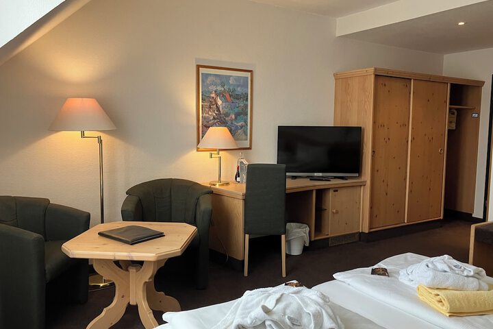 Room 14 of 73