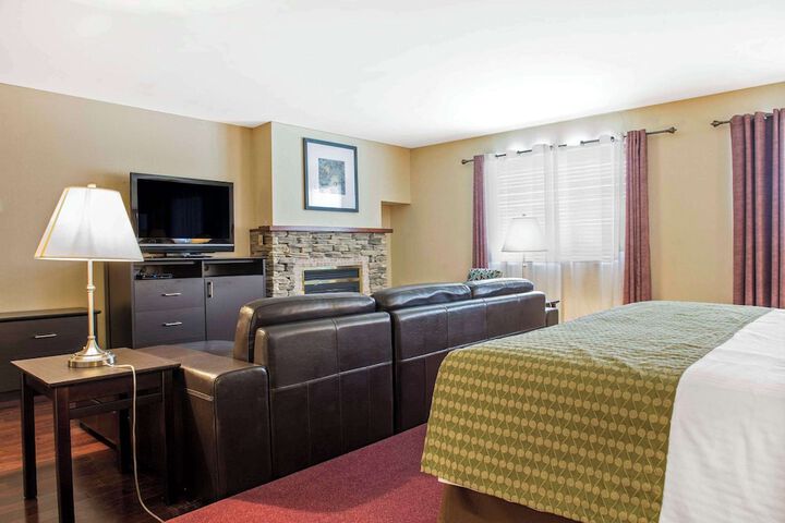 Room 28 of 55