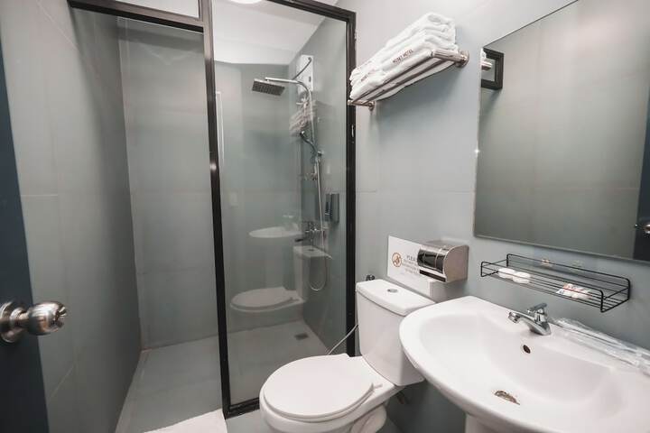 Room 16 of 27