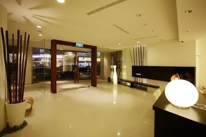 Guest Lobby