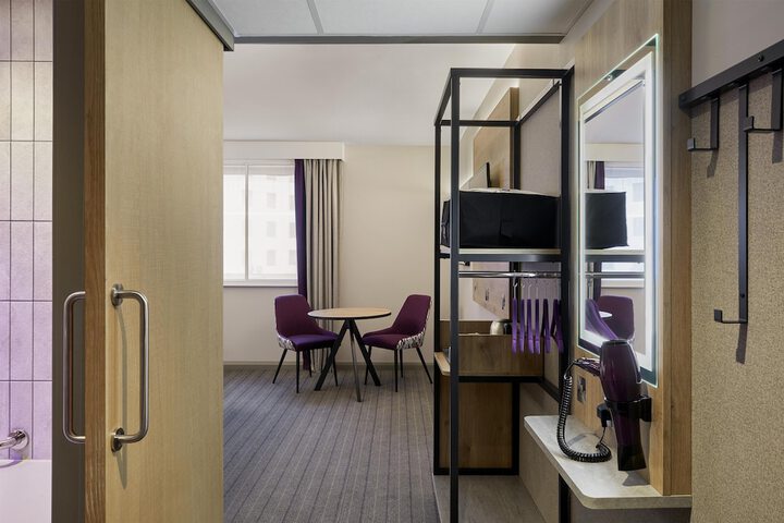 Room amenity