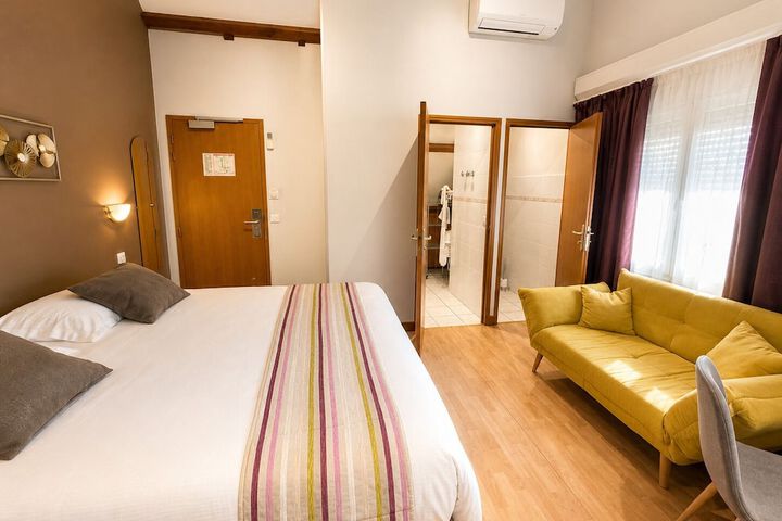 Room 21 of 62