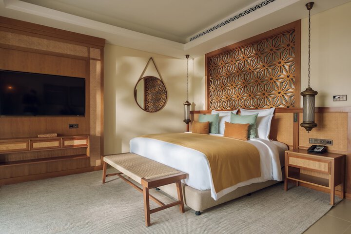 Room 4 of 53