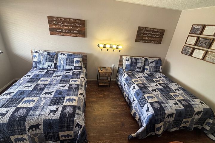 Room 15 of 37