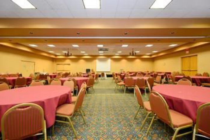 Room 2 of 23