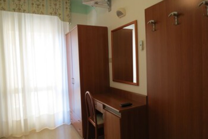 Room 40 of 47