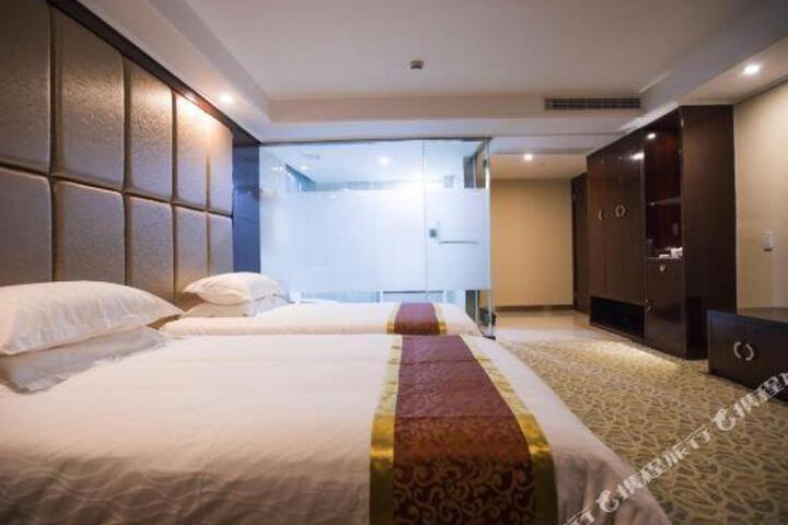 Youmi Hotel
