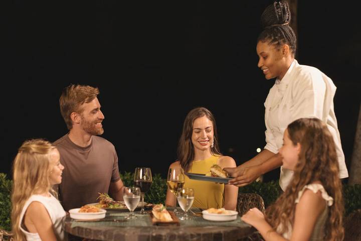 Dining 157 of 224