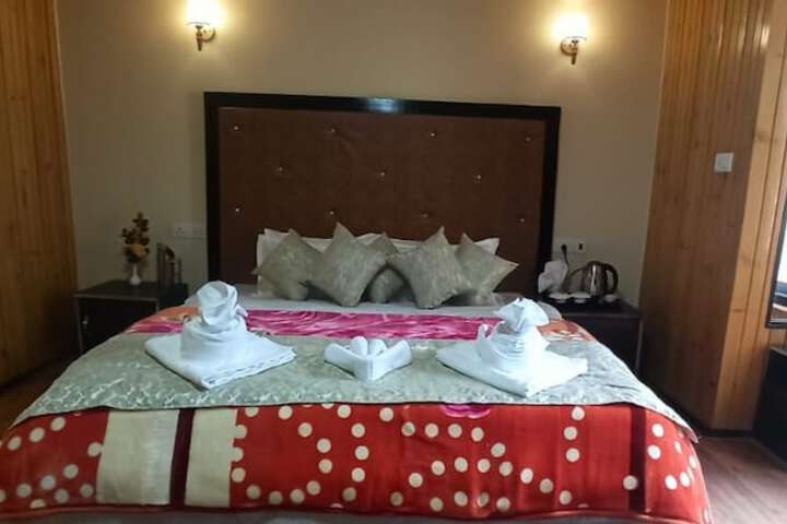 Room 9 of 46