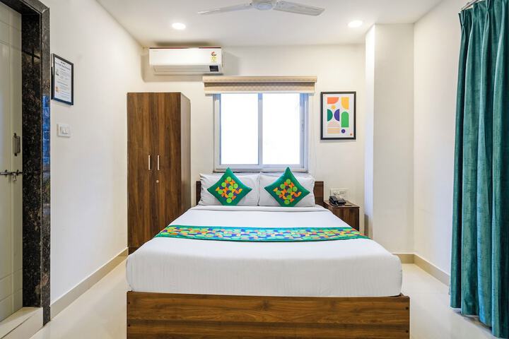 Room 17 of 40