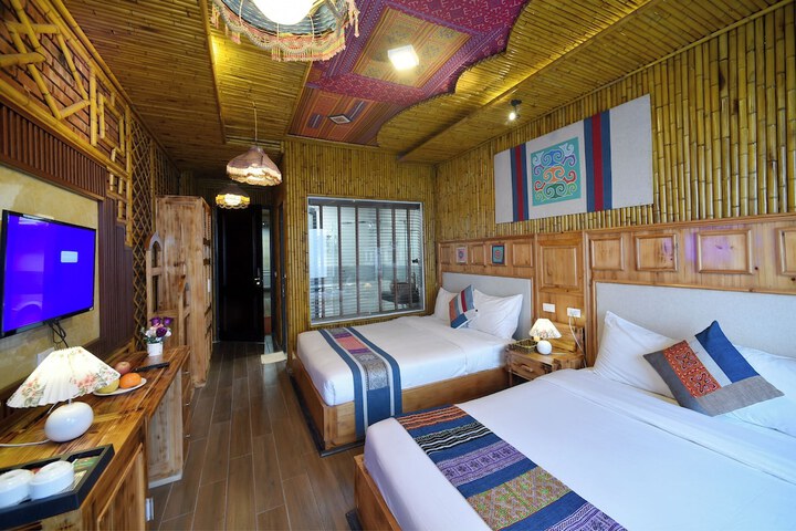Room 28 of 64