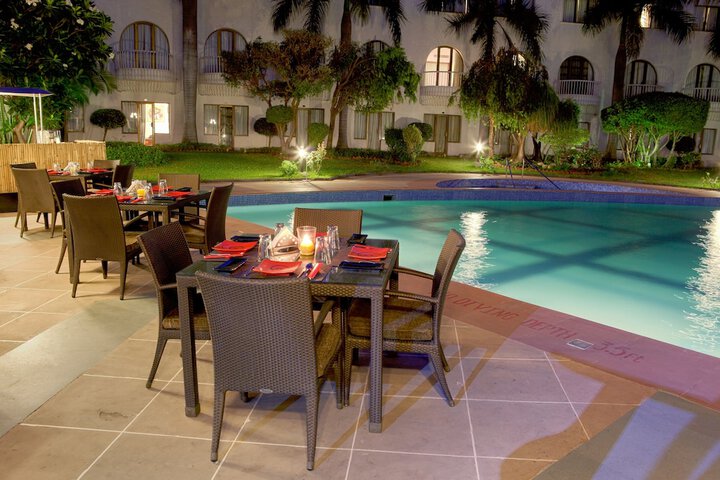 Dining Photos