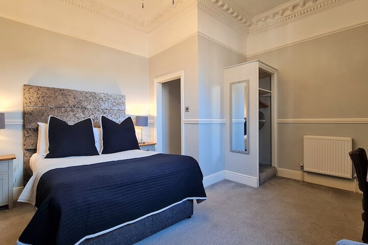 Room 15 of 31