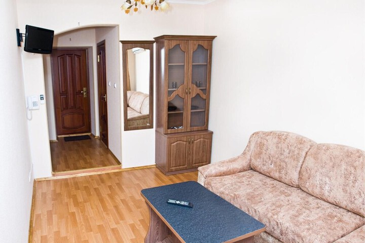 Room 13 of 62