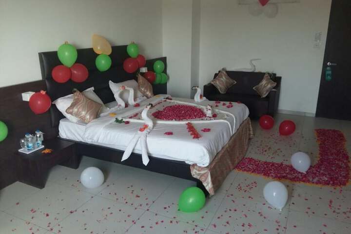 Room 12 of 36