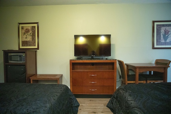 Single Room 1 King Bed (7 of 36)