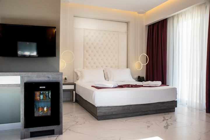 Room 21 of 122
