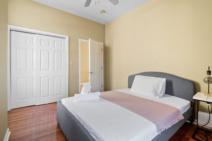 Room 5 of 20