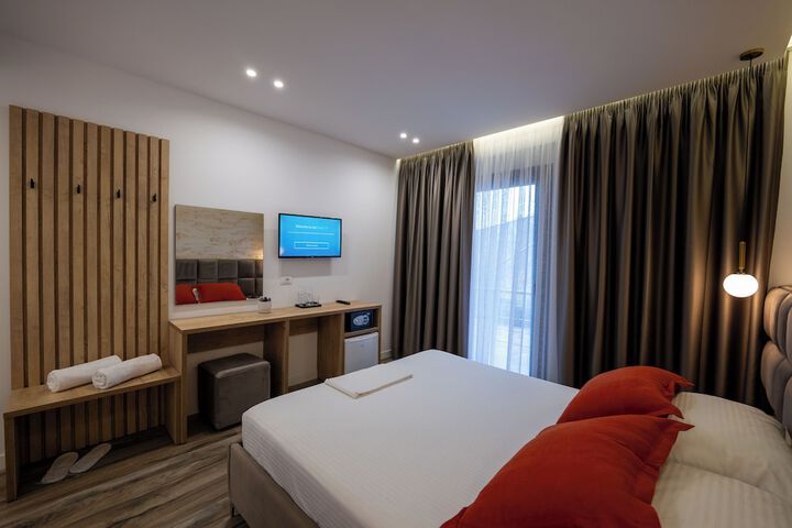Room 38 of 61
