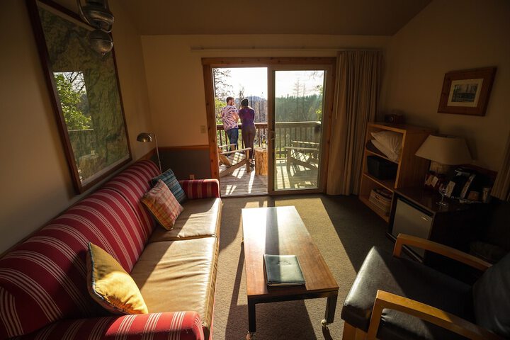 Room 28 of 192