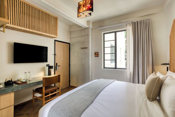 Room 68 of 120
